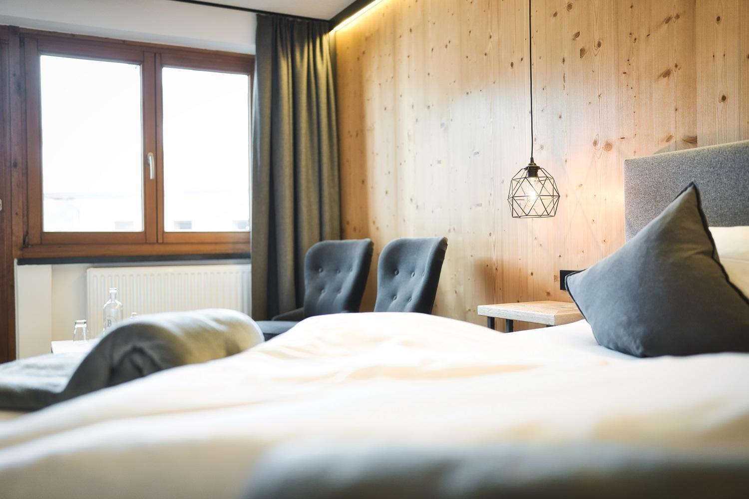 Berghotel Basur - Das Schihotel Am Arlberg Flirsch Exterior photo